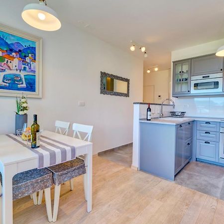 ספליט Luxury Seaside Apartment By Litto מראה חיצוני תמונה